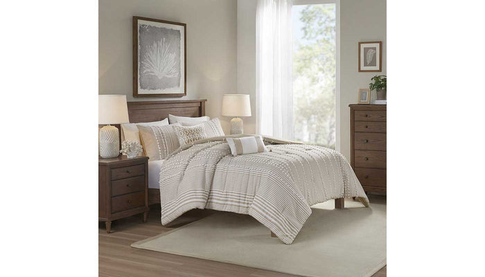 Anslee Comforter Set