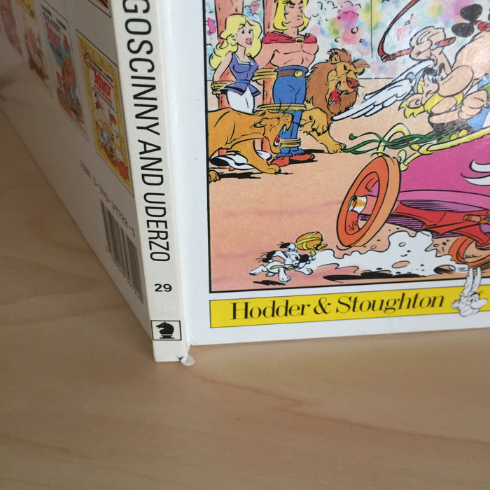 Asterix Verses Caesar