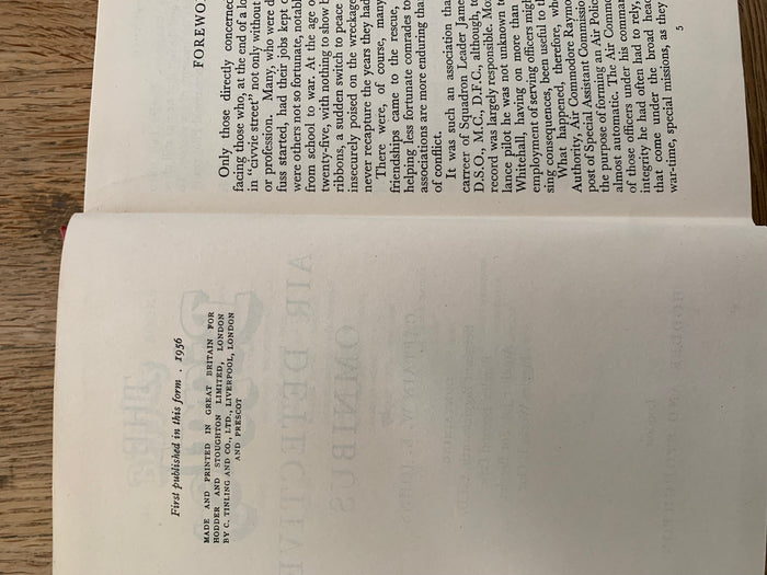 Biggles Air Detective Omnibus