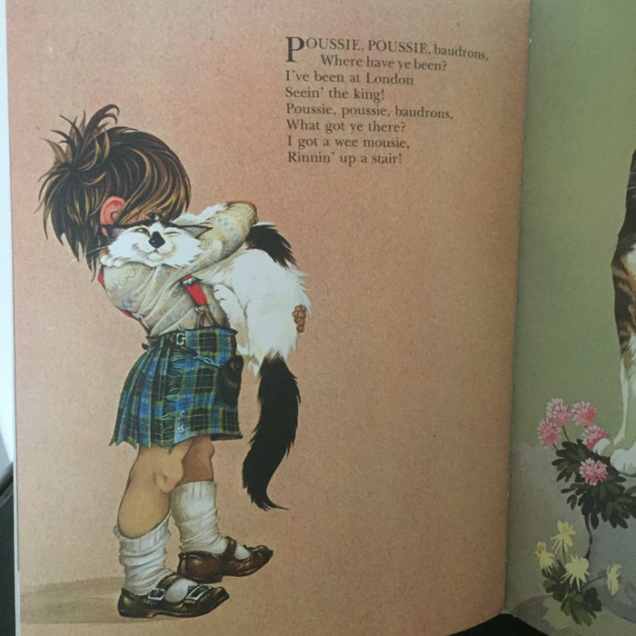 Dean's Gift Book of Pussy and Puppy Nursery Rhymes