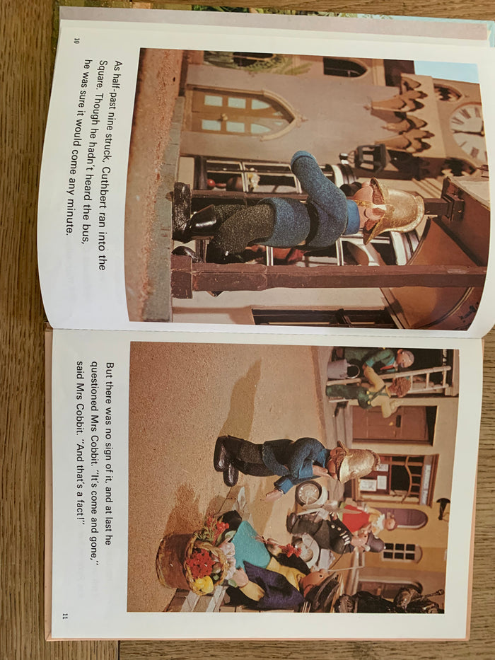 Cuthbert's Missing Auntie - A Trumpton Story
