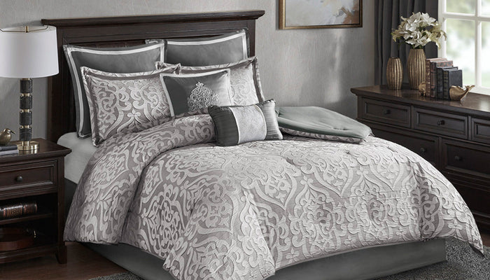 Odette Comforter Set