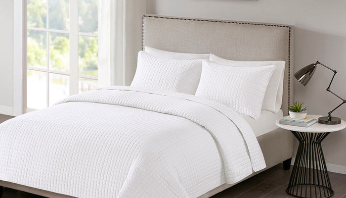 Otto Coverlet Set