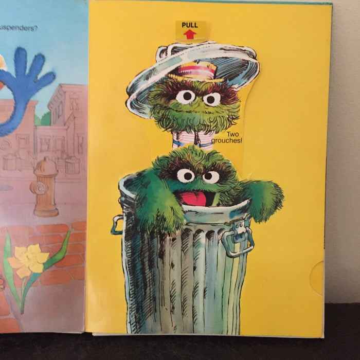 The Sesame Street Riddle Book - A Pop-Up Book