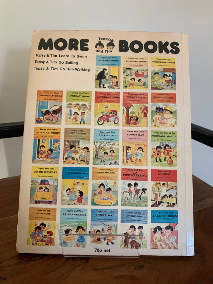 Topsy and Tim at the Seaside
